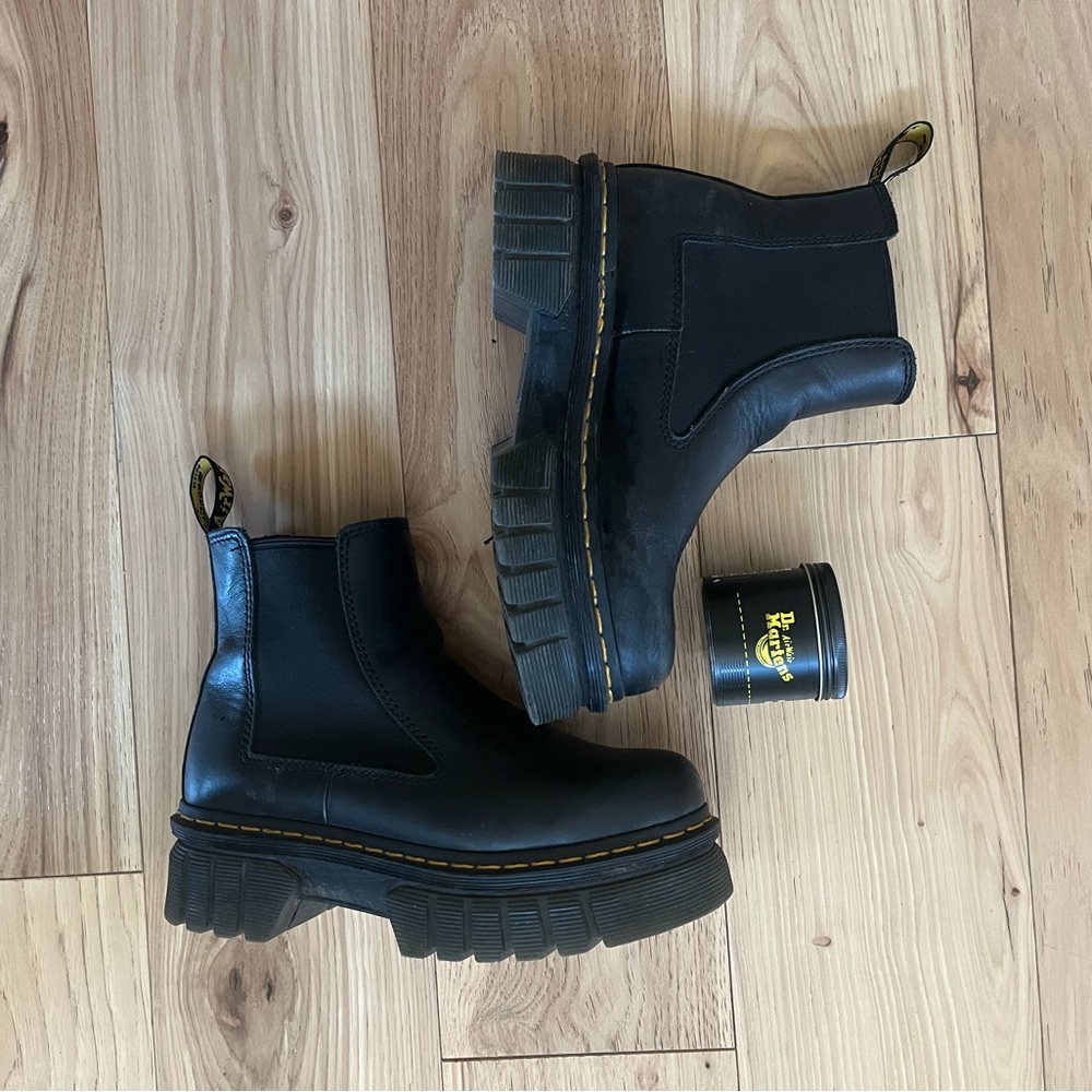 Dr. Martins Audrick Napa Leather Chelsea Boots Size 7